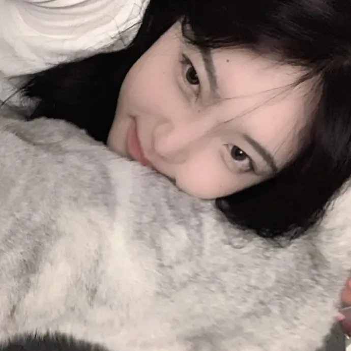 一个女孩的眼泪
